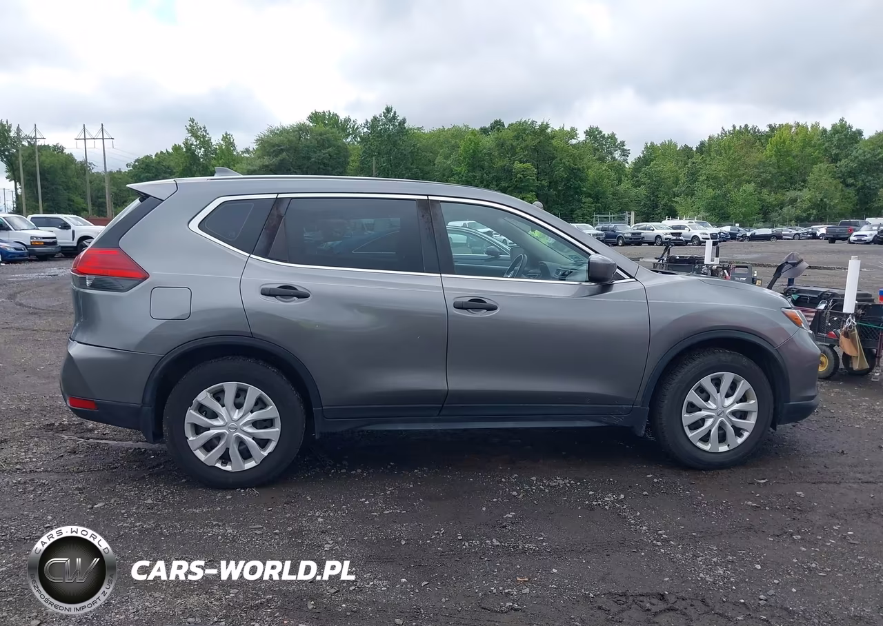 2017 Nissan Rogue S VIN:JN8AT2MT3HW140262 - 13