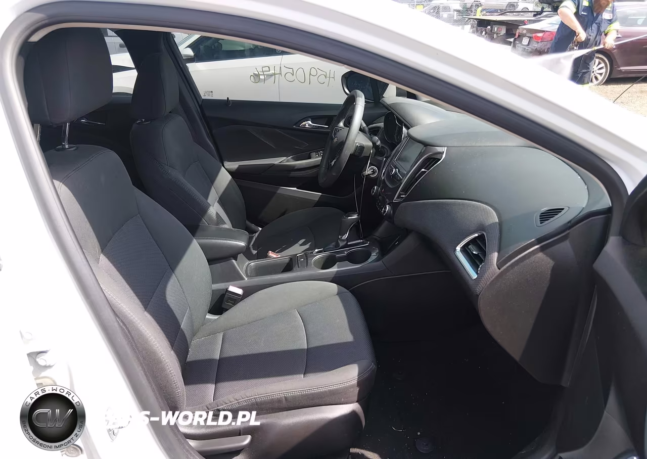 2017 Chevrolet Cruze Lt Auto VIN:1G1BE5SM4H7145870 - 5