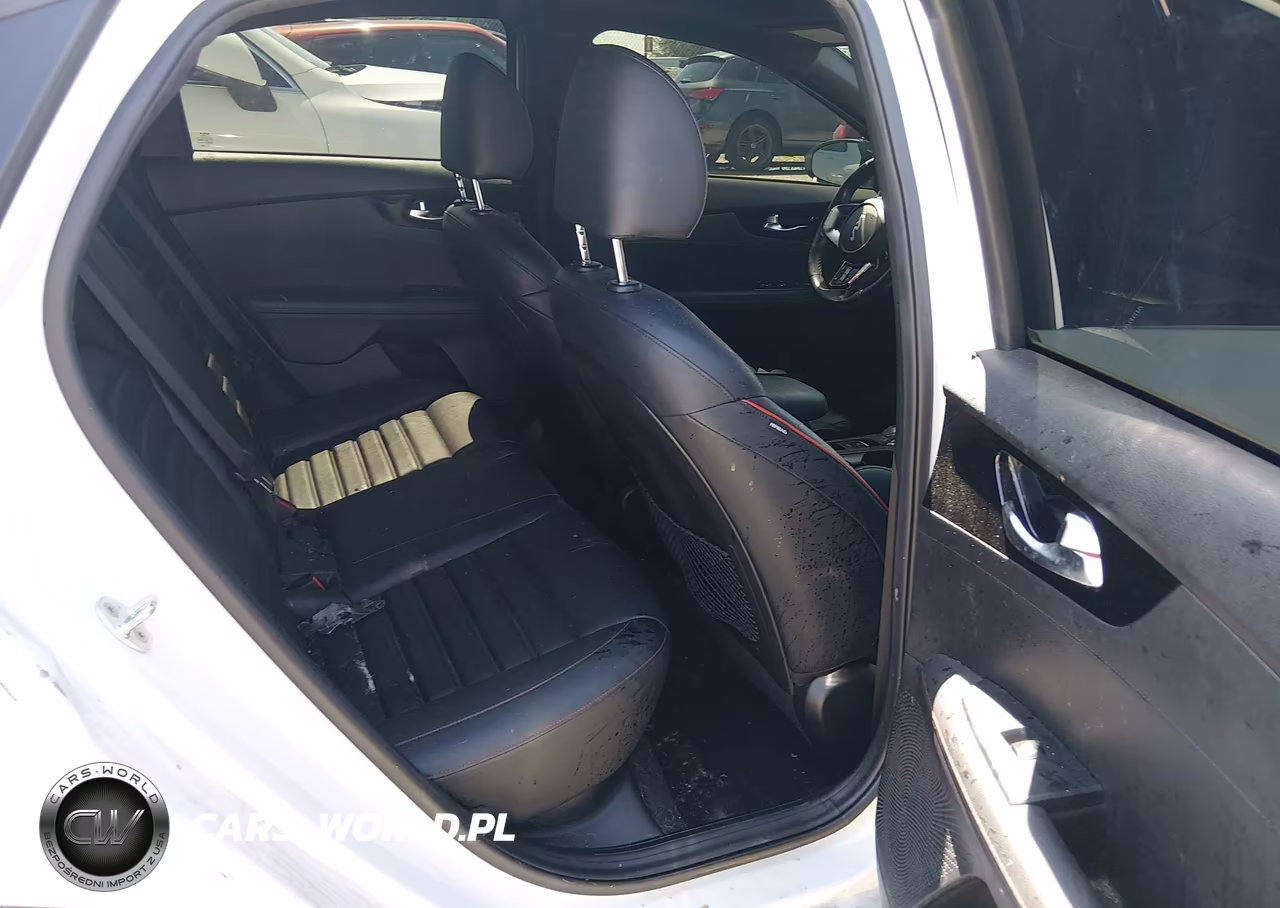 2023 Kia Forte Gt VIN:3KPF44AC9PE567095 - 8