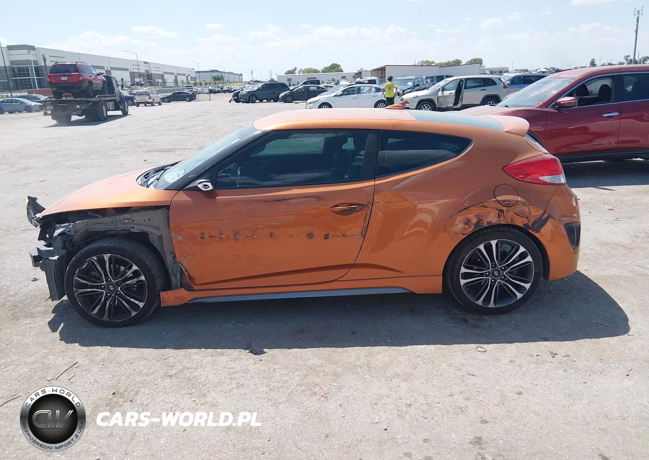 2016 Hyundai Veloster Turbo VIN:KMHTC6AE8GU298247 - 14