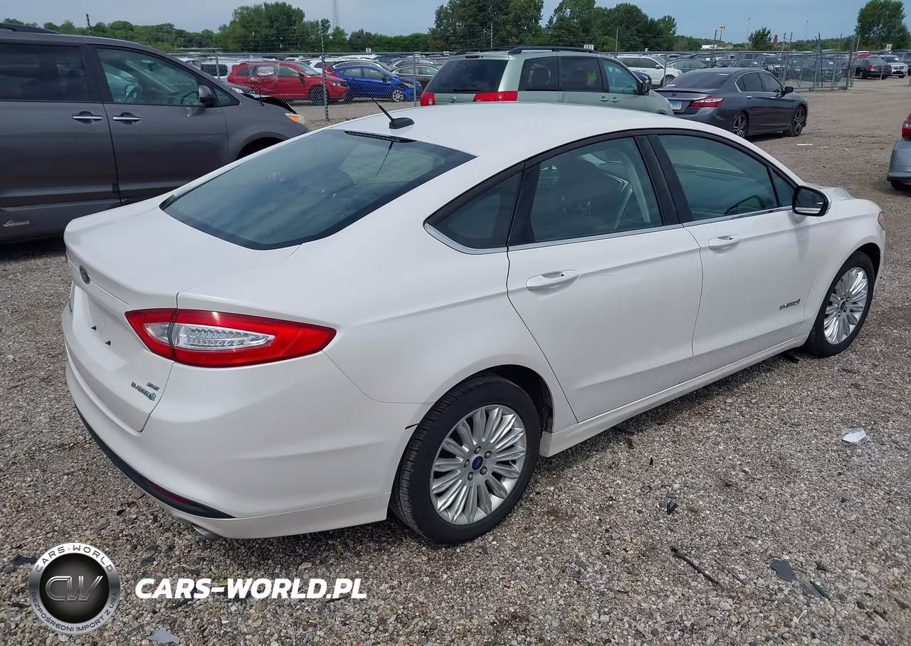 2014 Ford Fusion Hybrid Se VIN:3FA6P0LU0ER312837 - 4