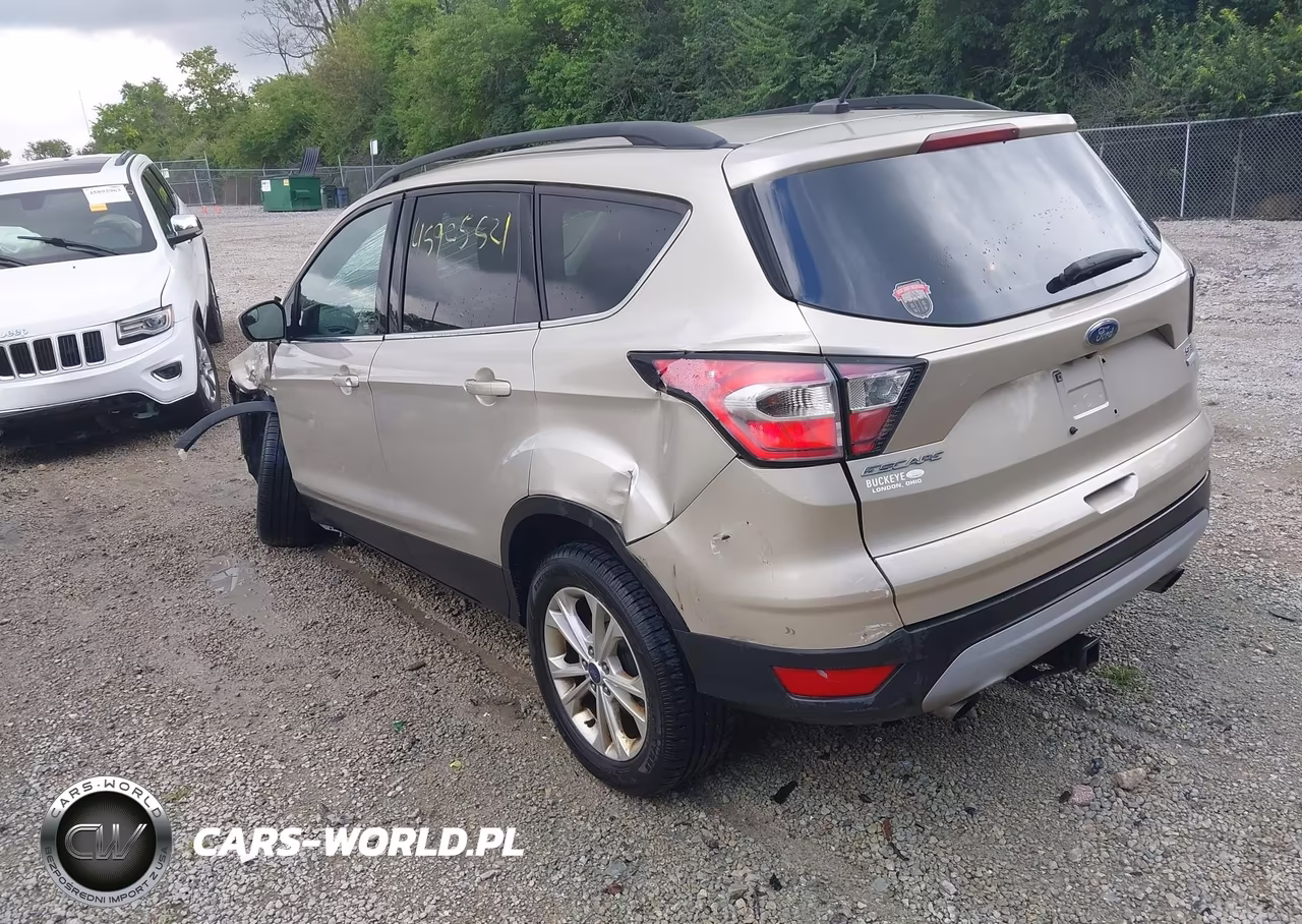 2018 Ford Escape Se VIN:1FMCU0GD4JUB39760 - 3