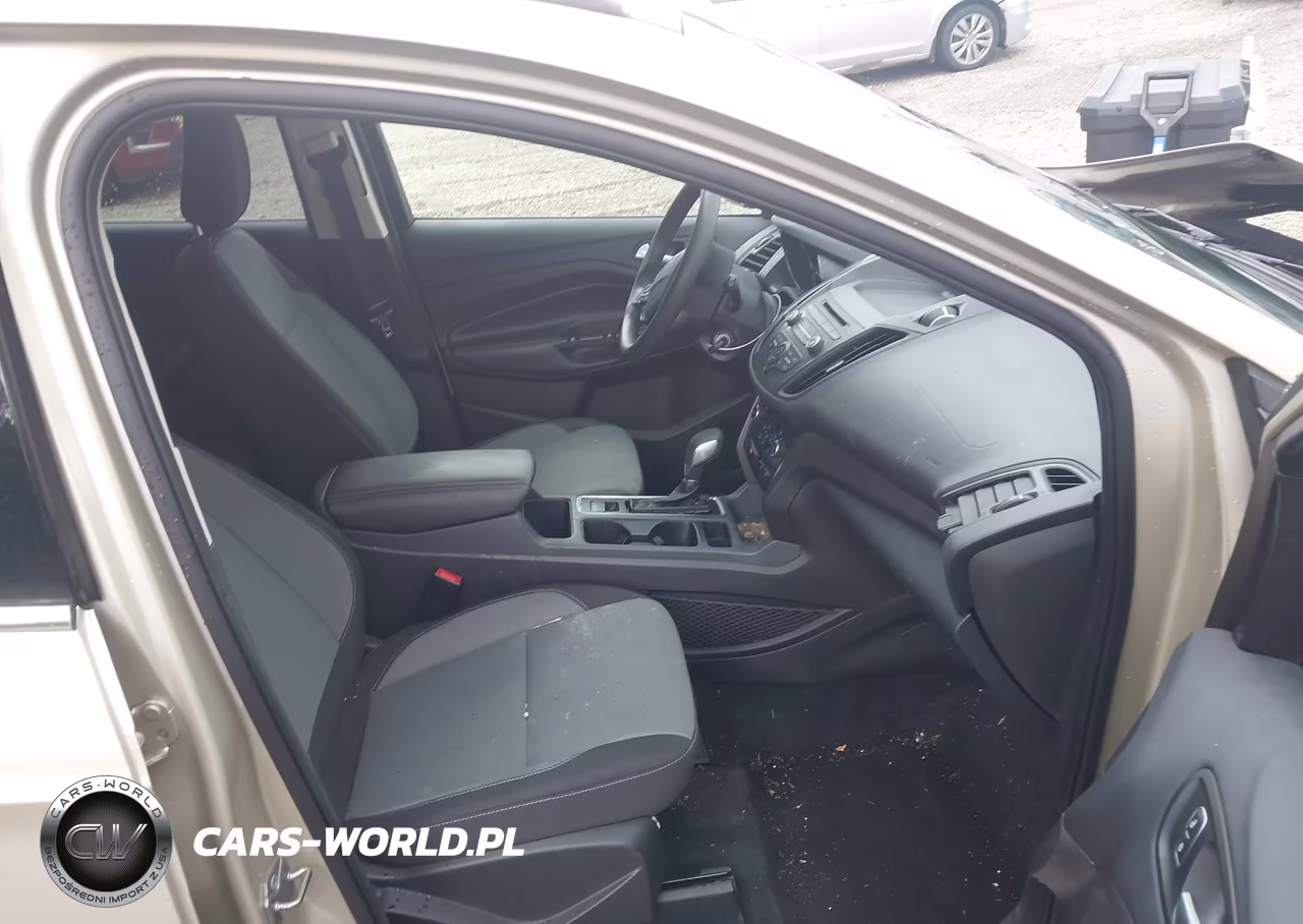 2018 Ford Escape Se VIN:1FMCU0GD4JUB39760 - 5