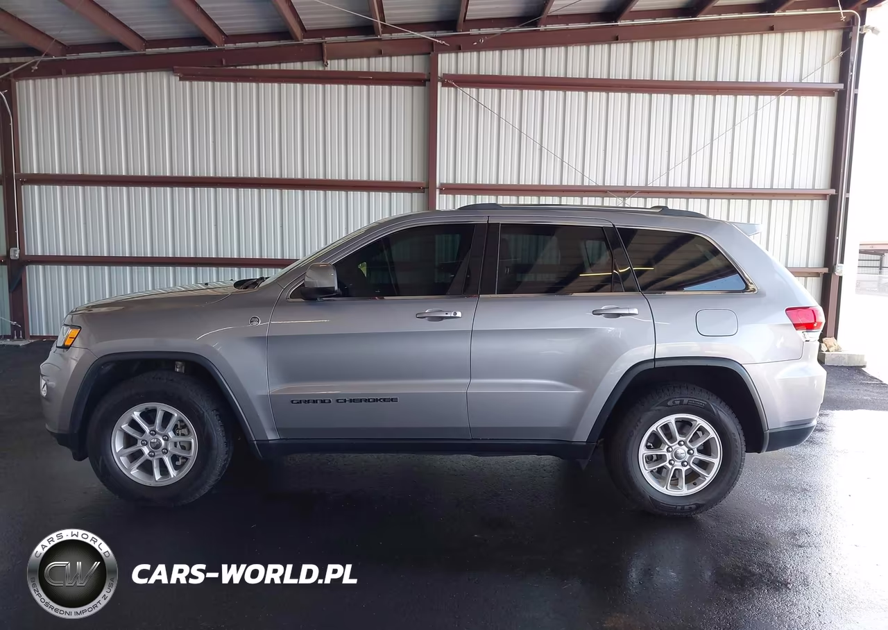 2019 Jeep Grand Cherokee Laredo E 4X4 VIN:1C4RJFAG5KC748652 - 19