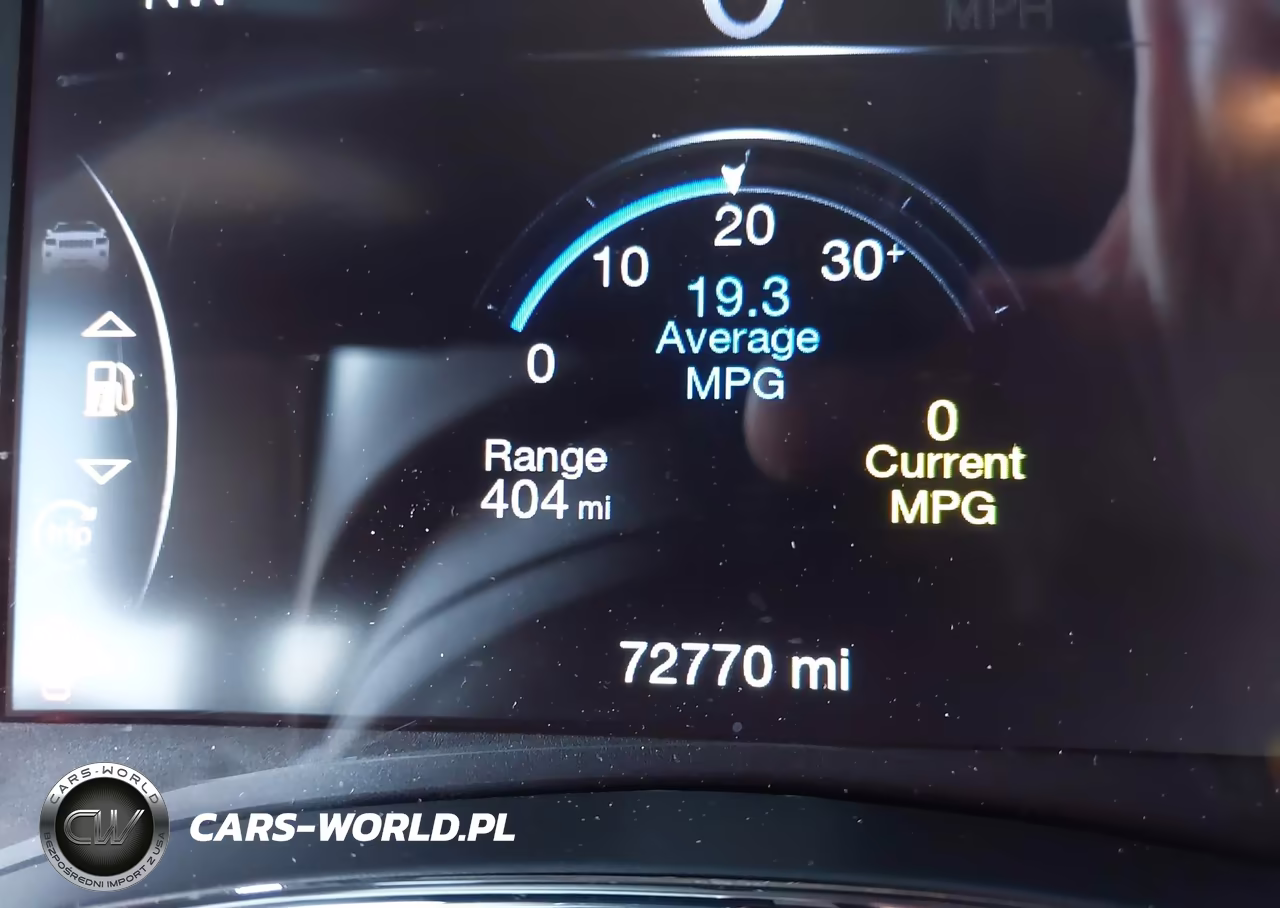 2019 Jeep Grand Cherokee Laredo E 4X4 VIN:1C4RJFAG5KC748652 - 20