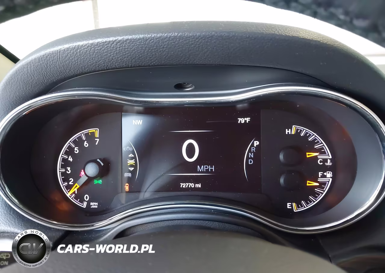 2019 Jeep Grand Cherokee Laredo E 4X4 VIN:1C4RJFAG5KC748652 - 7