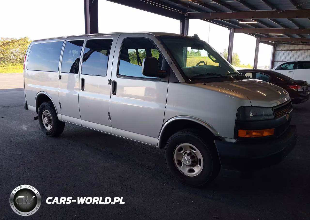 2023 Chevrolet Express Passenger Rwd 2500 Regular Wheelbase Ls VIN:1GAWGEFP8P1112405 - 1