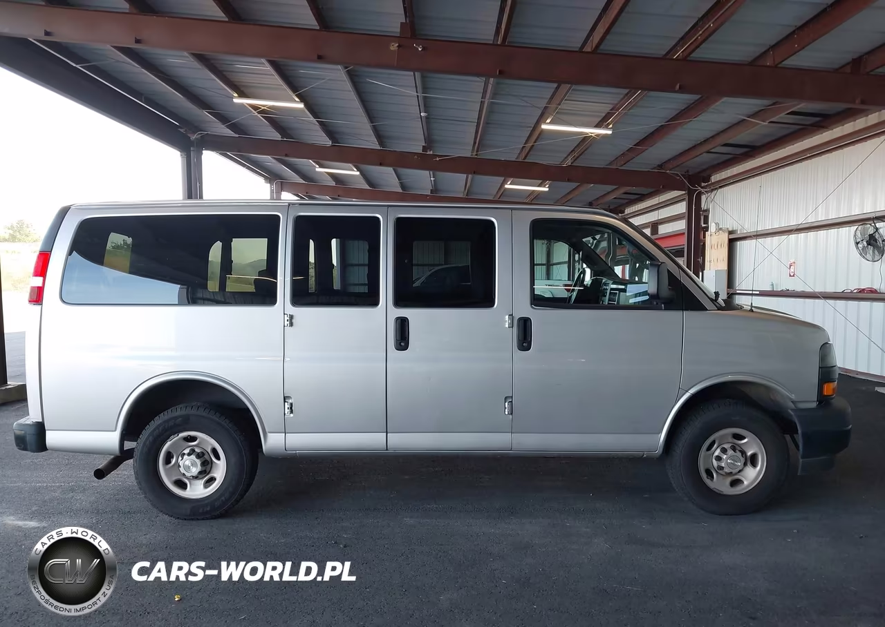 2023 Chevrolet Express Passenger Rwd 2500 Regular Wheelbase Ls VIN:1GAWGEFP8P1112405 - 18