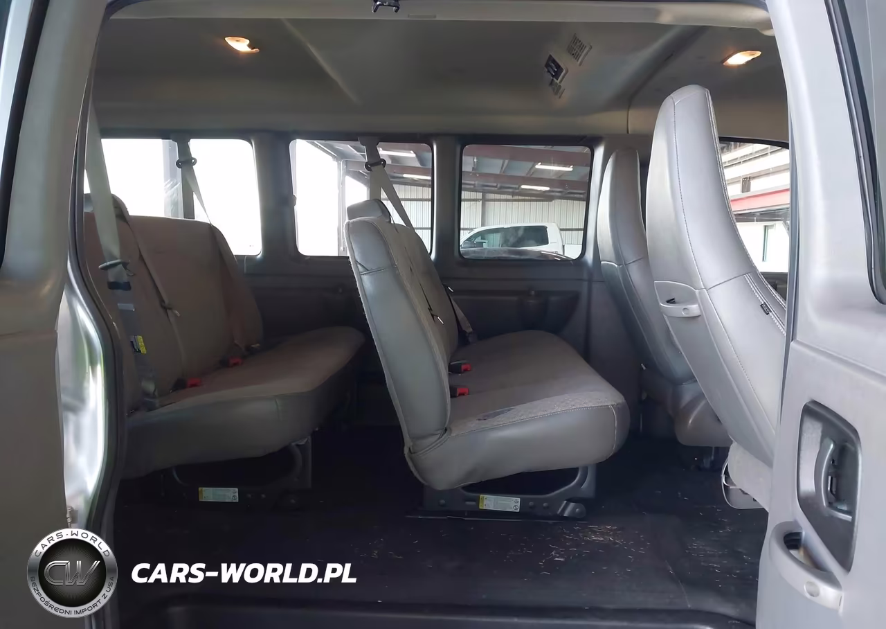 2023 Chevrolet Express Passenger Rwd 2500 Regular Wheelbase Ls VIN:1GAWGEFP8P1112405 - 8