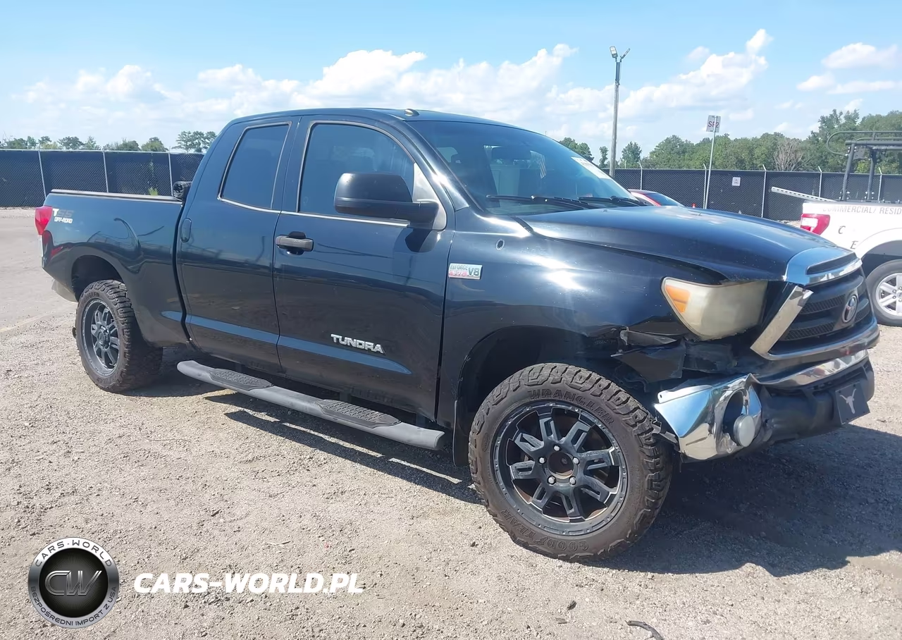 2013 Toyota Tundra Grade 5.7L V8 – zdjęcie 1 z 17