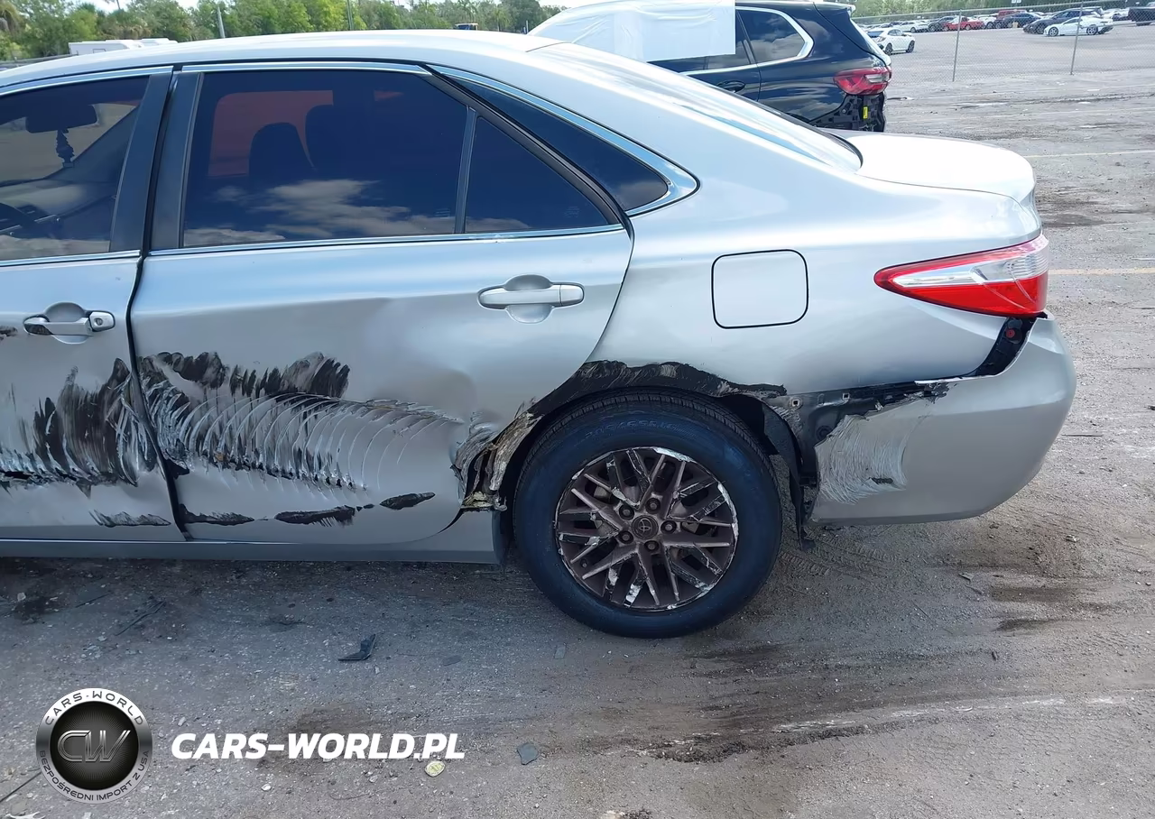 2016 Toyota Camry Le VIN:4T1BF1FK4GU174979 - 6