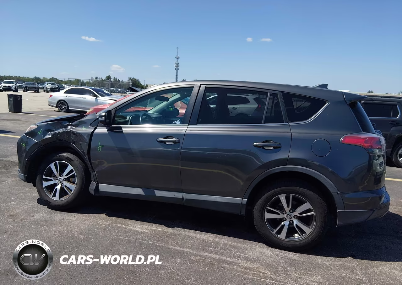 2018 Toyota Rav4 Xle VIN:2T3WFREV8JW470162 - 14