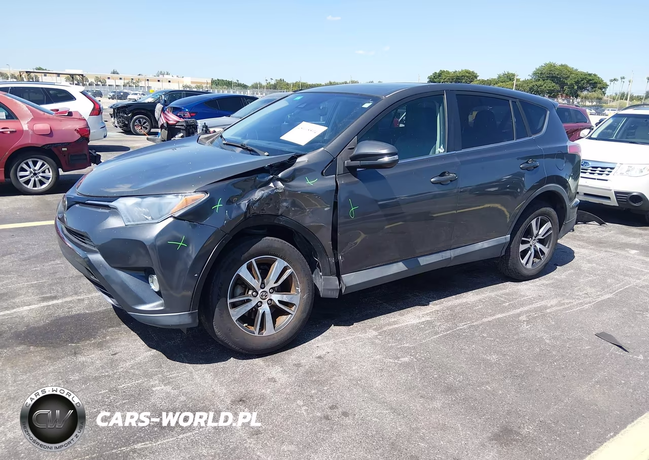2018 Toyota Rav4 Xle VIN:2T3WFREV8JW470162 - 2