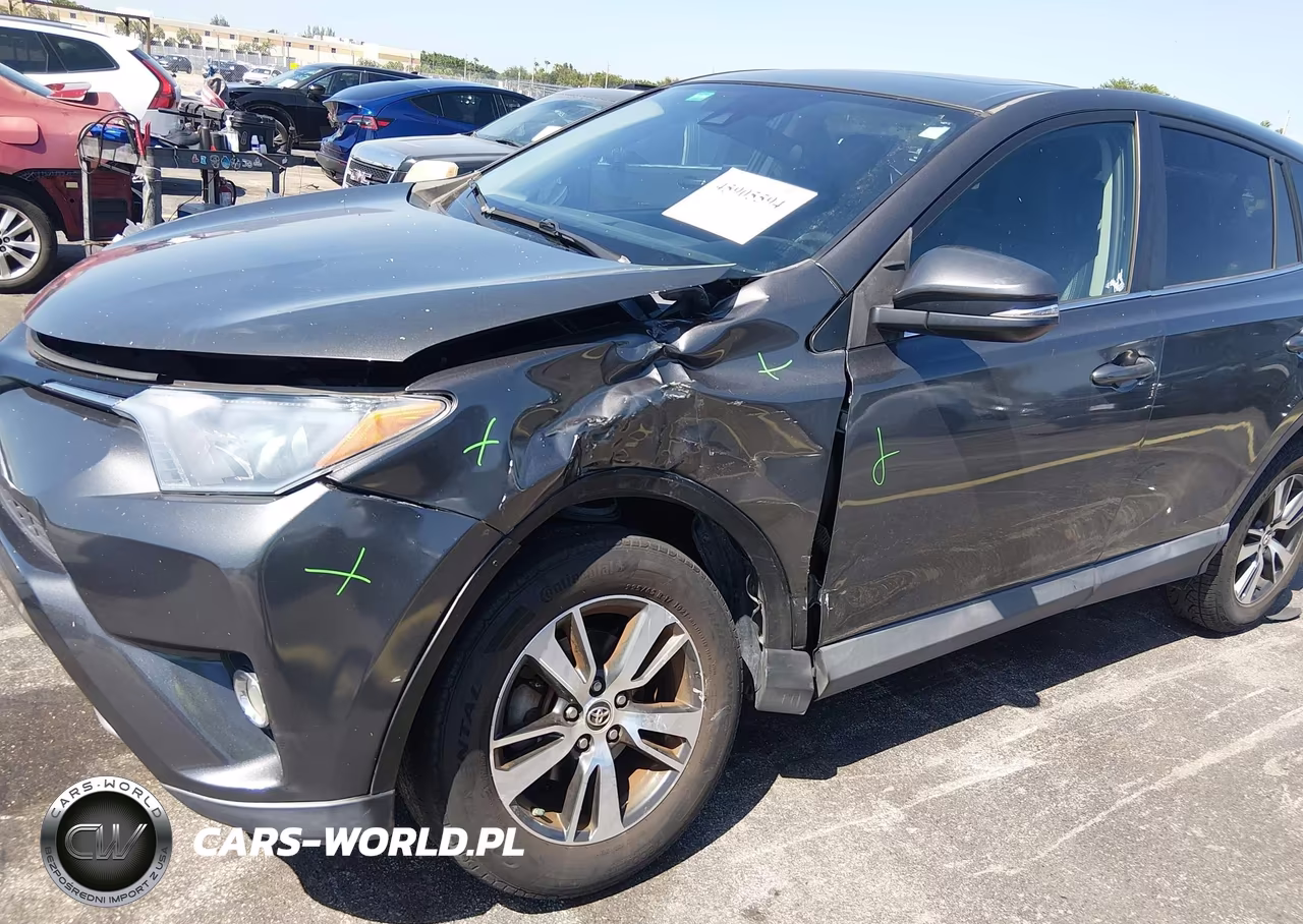 2018 Toyota Rav4 Xle VIN:2T3WFREV8JW470162 - 6