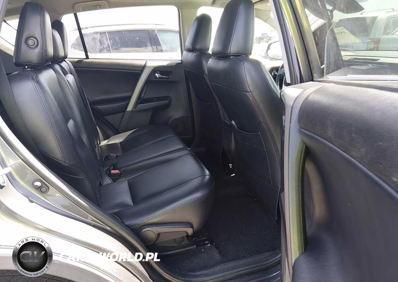 2018 Toyota Rav4 Xle VIN:2T3WFREV8JW470162 - 8