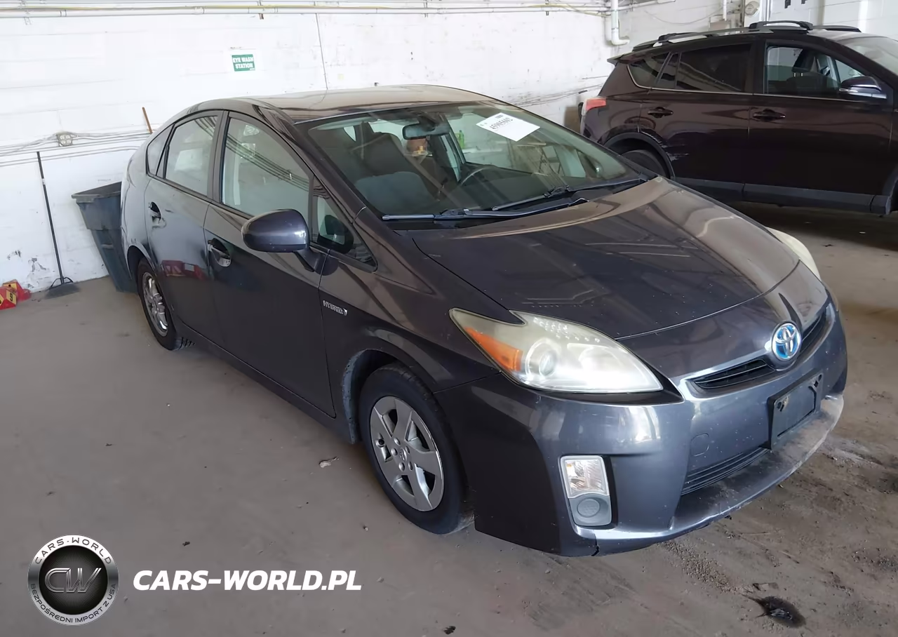2011 Toyota Prius Two – zdjęcie 1 z 16