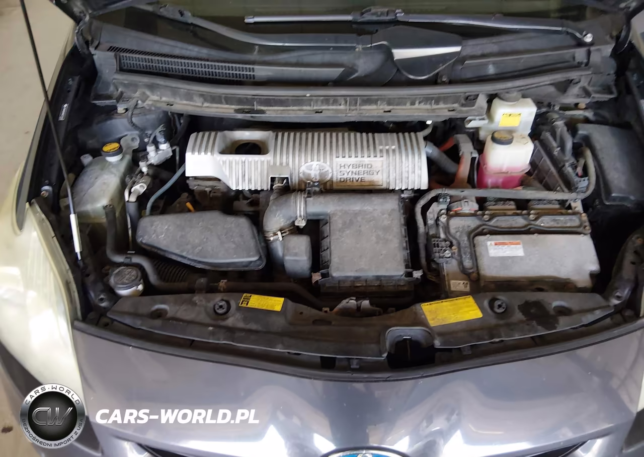 2011 Toyota Prius Two VIN:JTDKN3DUXB0271921 - 10