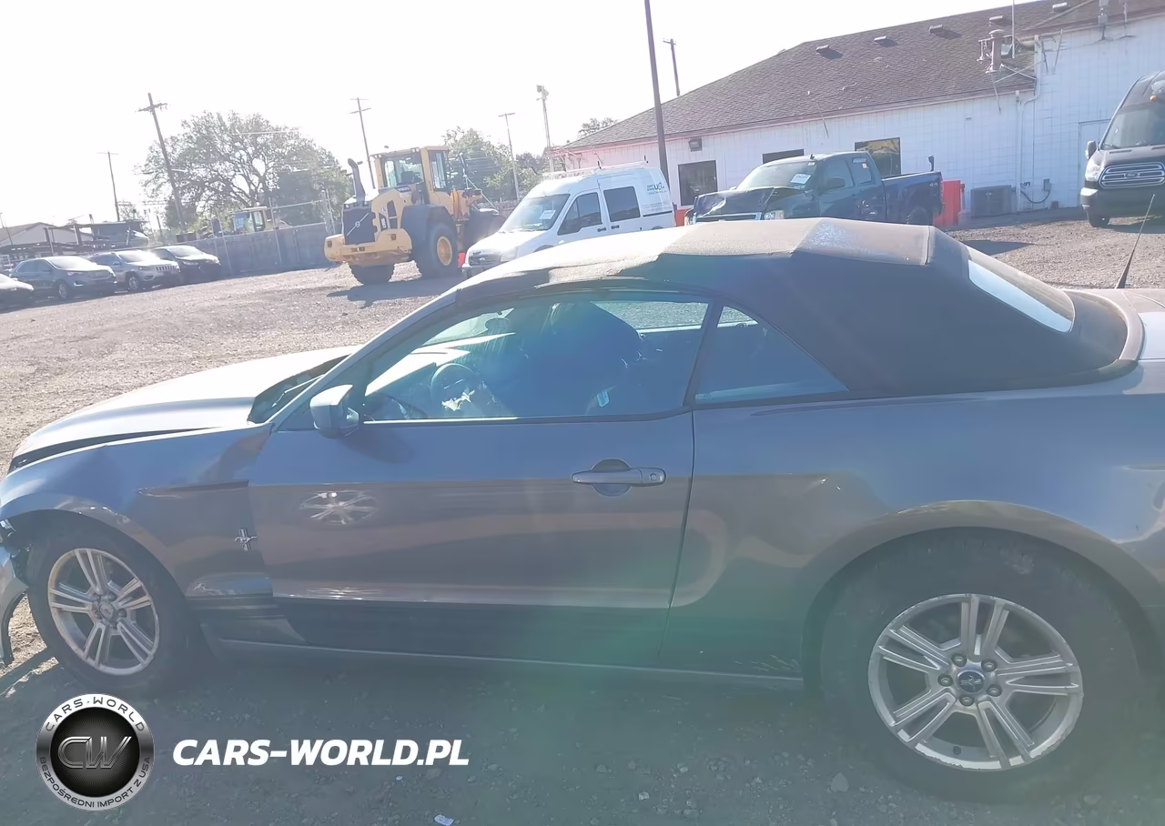 2013 Ford Mustang V6 VIN:1ZVBP8EM4D5242035 - 15