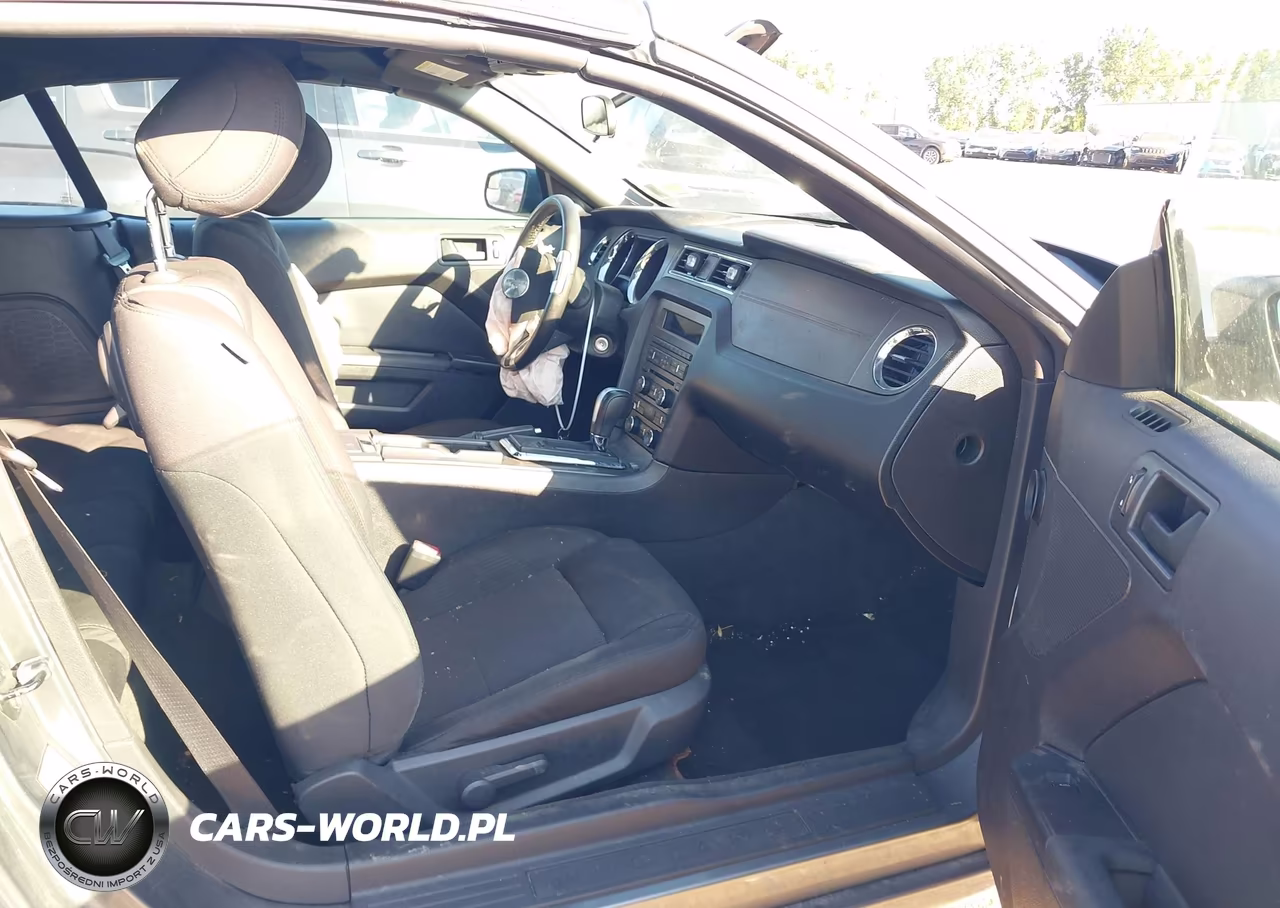 2013 Ford Mustang V6 VIN:1ZVBP8EM4D5242035 - 5
