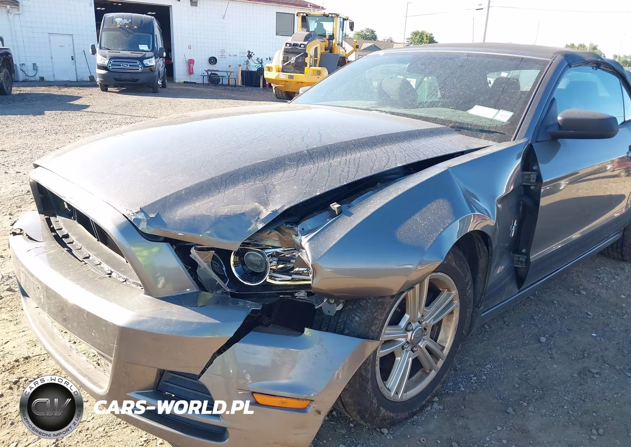 2013 Ford Mustang V6 VIN:1ZVBP8EM4D5242035 - 6
