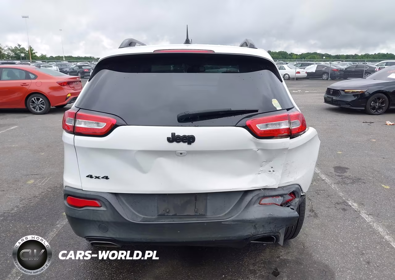 2015 Jeep Cherokee Latitude Altitude VIN:1C4PJMCS5FW792555 - 16