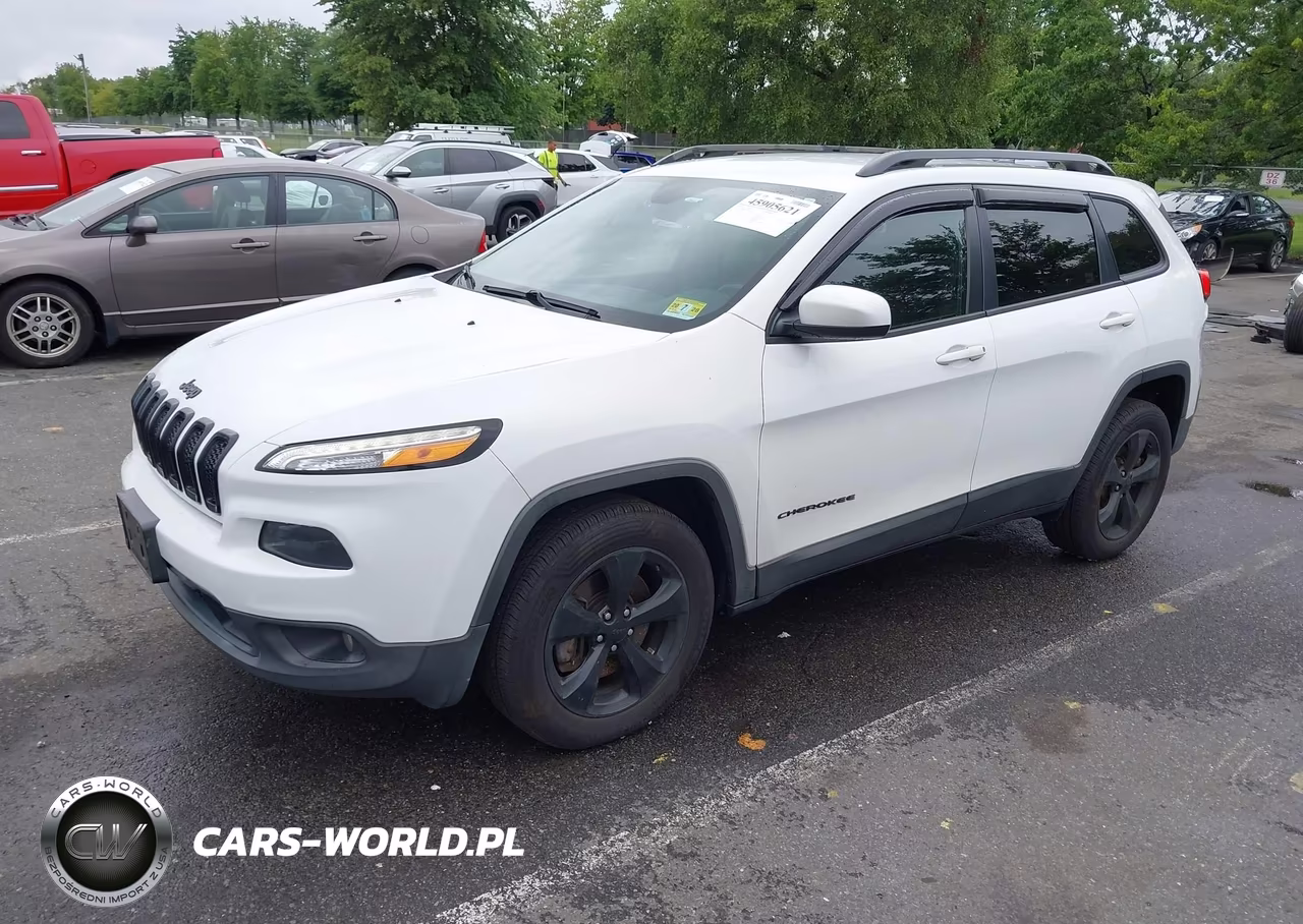 2015 Jeep Cherokee Latitude Altitude VIN:1C4PJMCS5FW792555 - 2