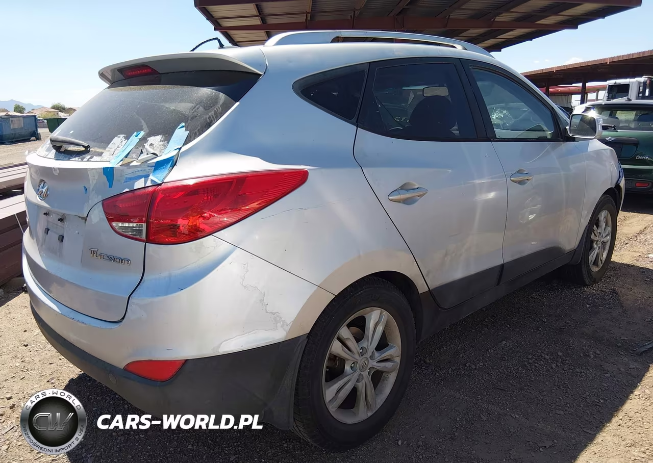 2012 Hyundai Tucson Gls VIN:KM8JU3AC3CU339136 - 4