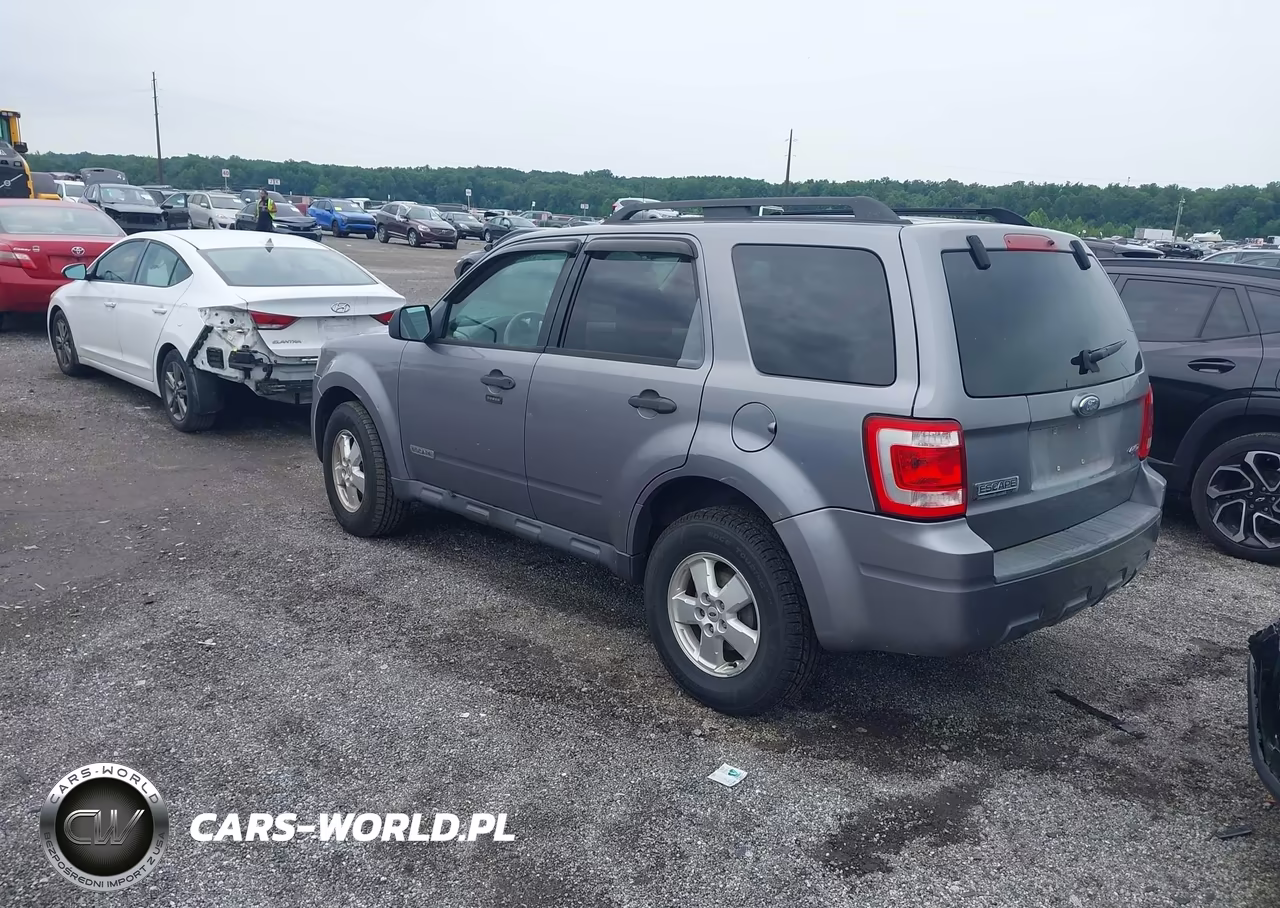 2008 Ford Escape Xlt VIN:1FMCU93ZX8KA59990 - 3
