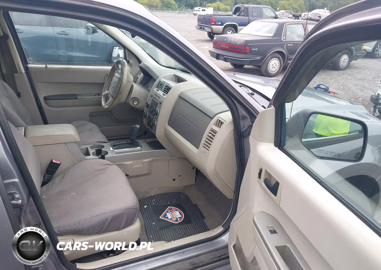 2008 Ford Escape Xlt VIN:1FMCU93ZX8KA59990 - 5