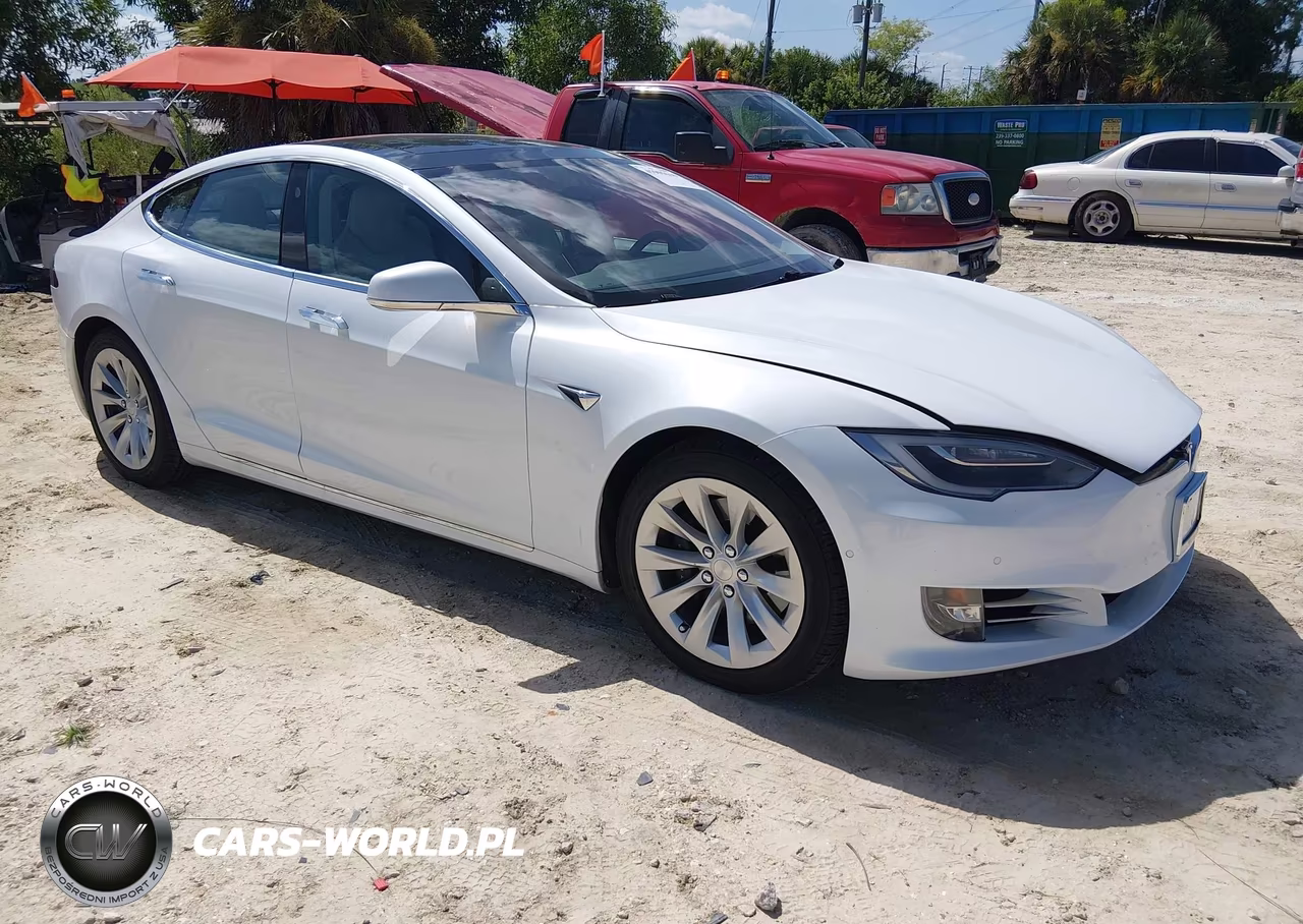 2018 Tesla Model S – zdjęcie 1 z 15