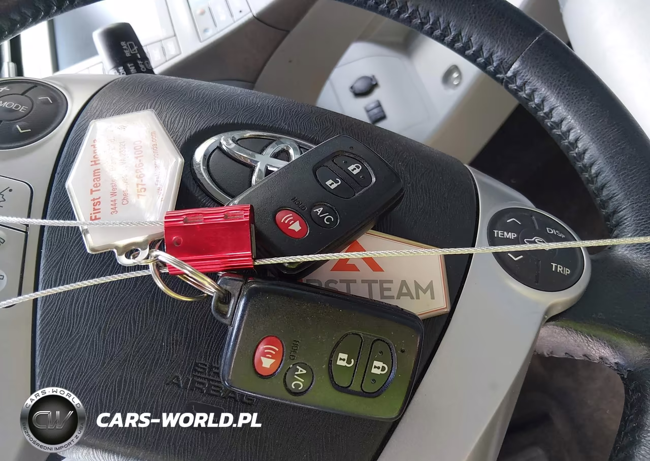 2014 Toyota Prius Four VIN:JTDKN3DU3E1770266 - 11