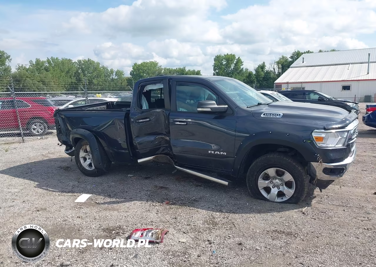 2019 Ram 1500 Big Horn-Lone Star 4X4 6'4 Box VIN:1C6SRFBT6KN668262 - 13