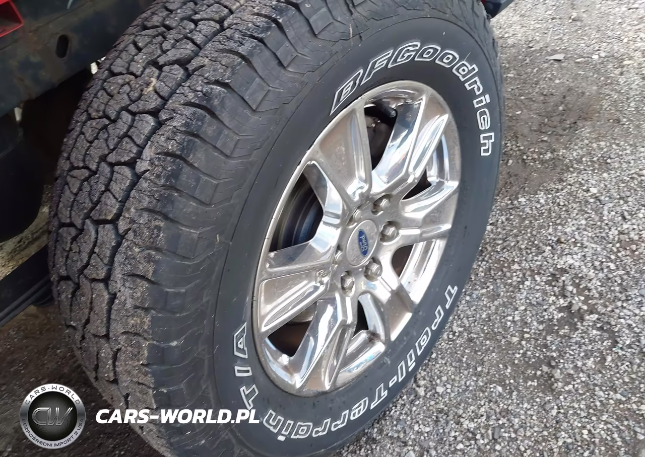 2017 Ford F-150 Xlt VIN:1FTEW1EP4HKC51054 - 12