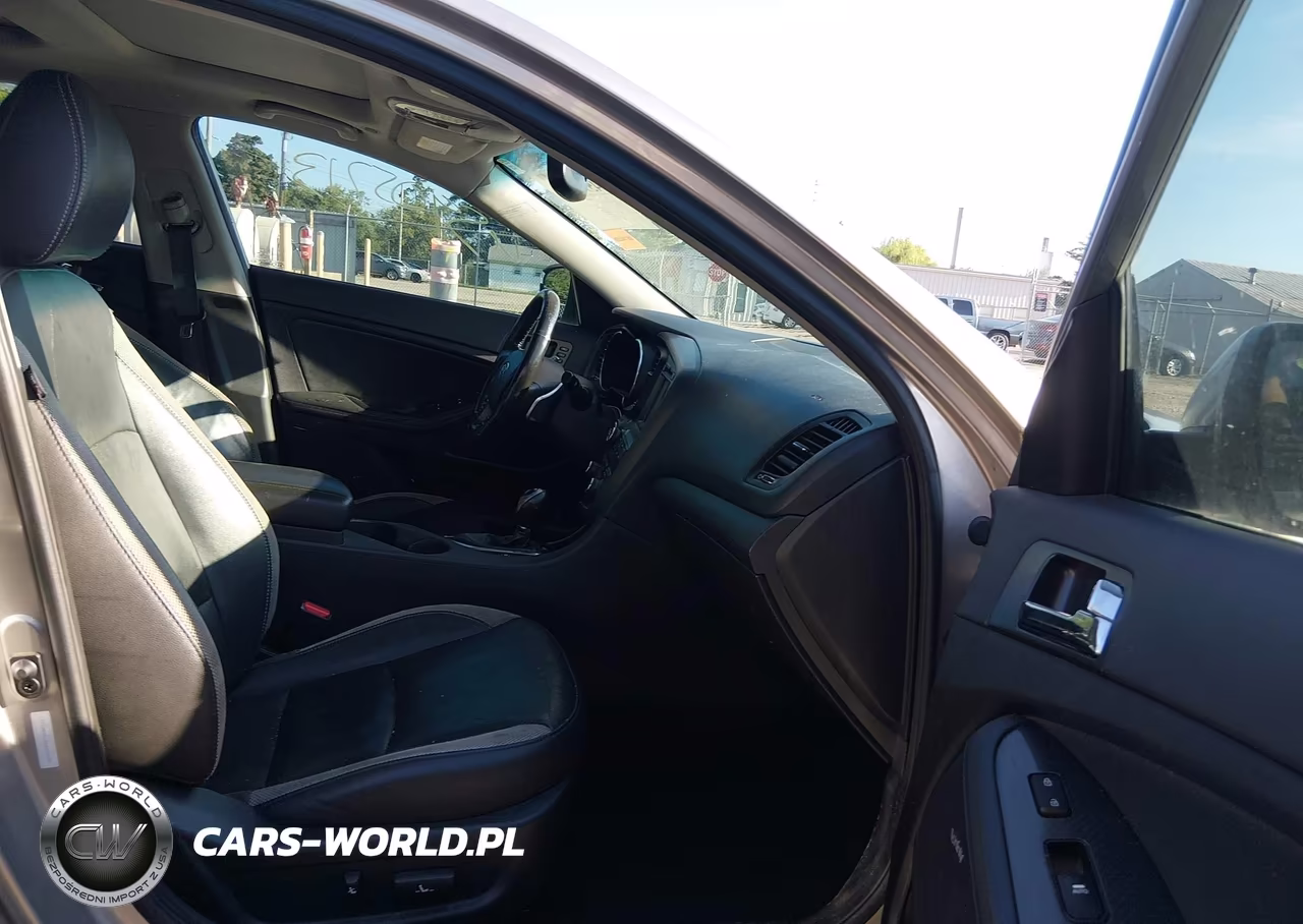 2012 Kia Optima Sx VIN:5XXGR4A63CG031437 - 5