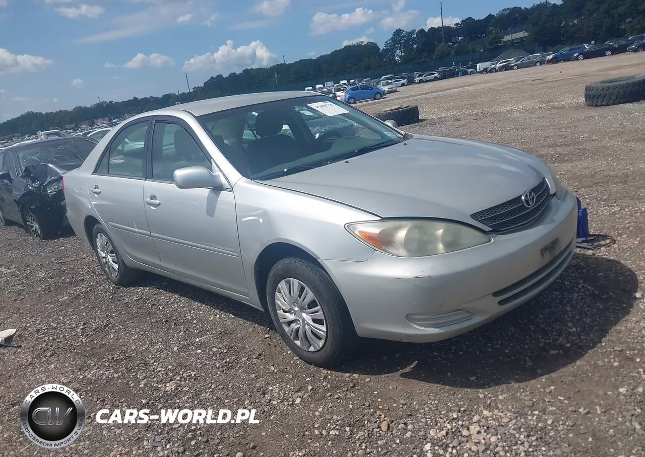 2004 Toyota Camry Le – zdjęcie 1 z 12