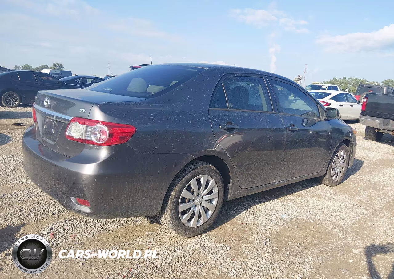 2012 Toyota Corolla Le VIN:5YFBU4EE0CP018341 - 4