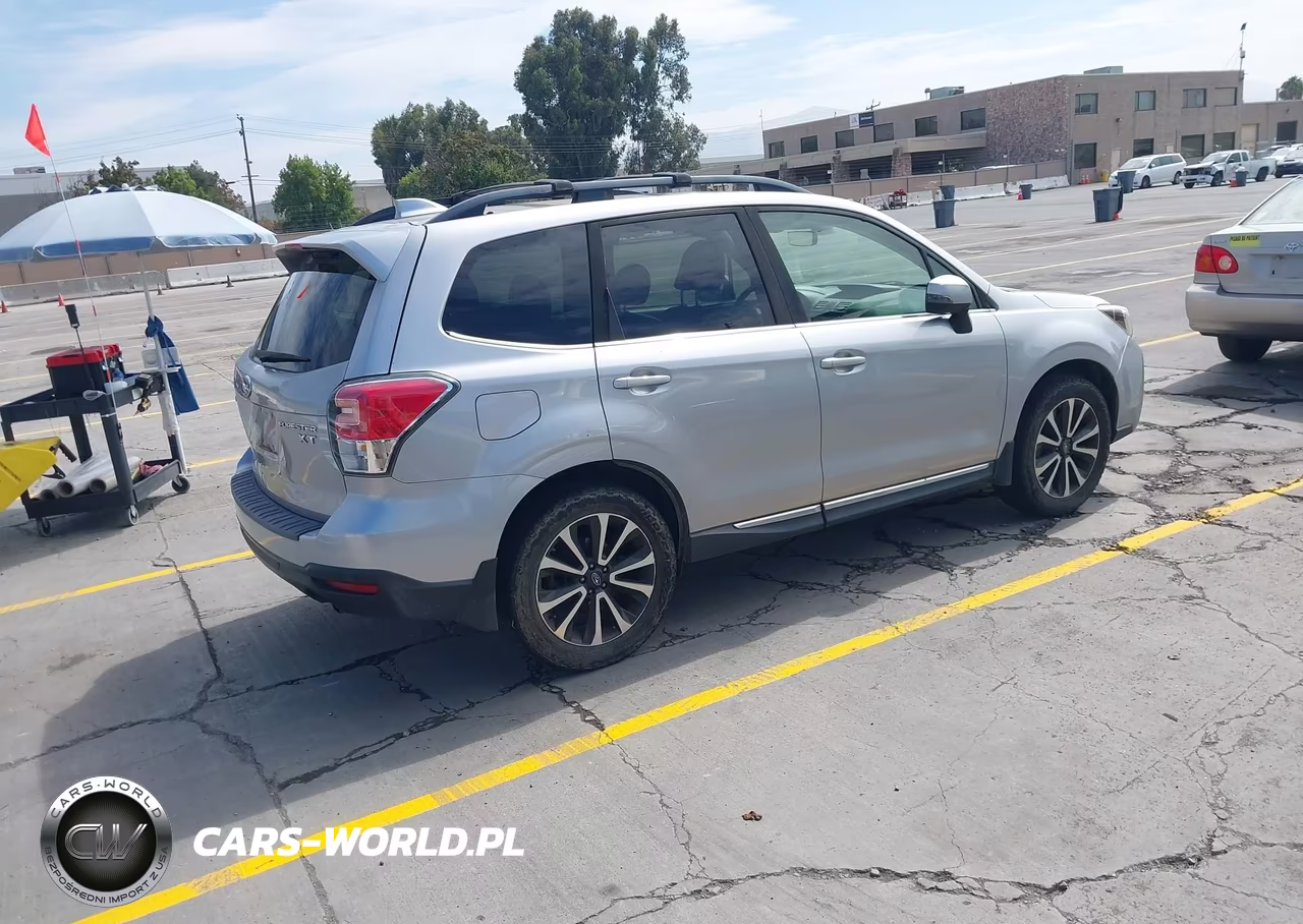 2017 Subaru Forester 2.0Xt Touring VIN:JF2SJGWC5HH430959 - 4