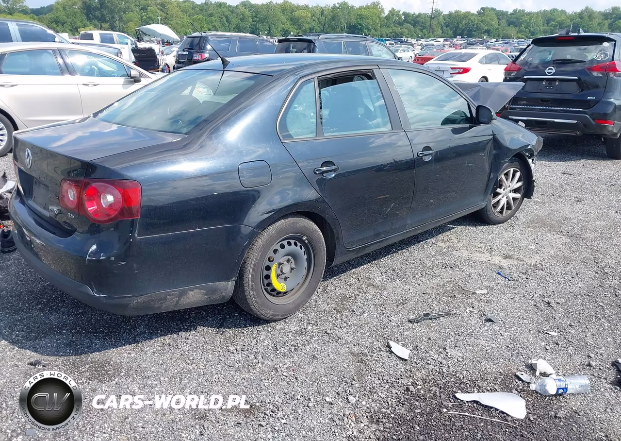 2010 Volkswagen Jetta Limited Edition VIN:3VWAZ7AJ2AM078480 - 4