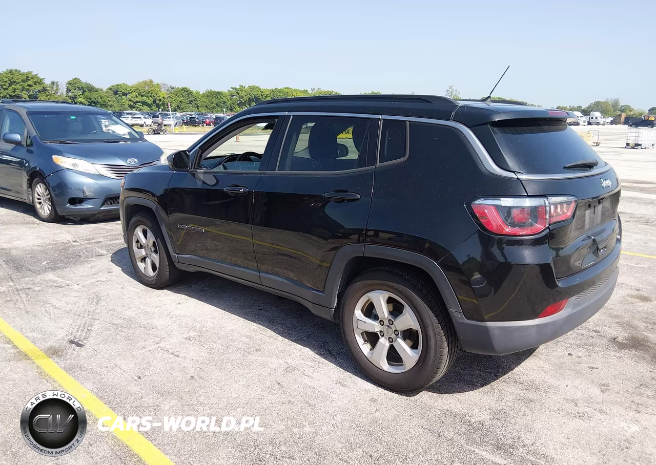 2018 Jeep Compass Latitude Fwd VIN:3C4NJCBB6JT466281 - 3