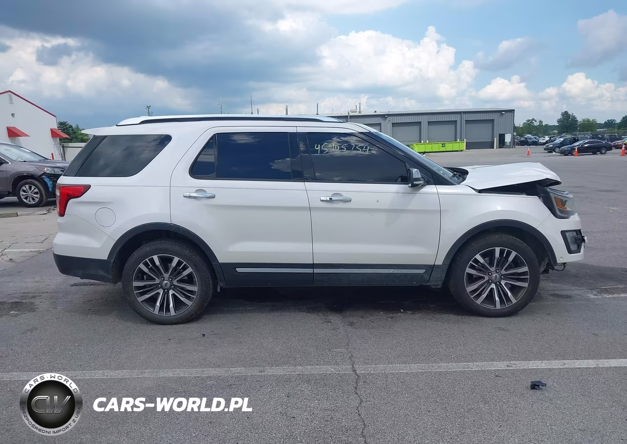 2016 Ford Explorer Platinum VIN:1FM5K8HT4GGA56016 - 13