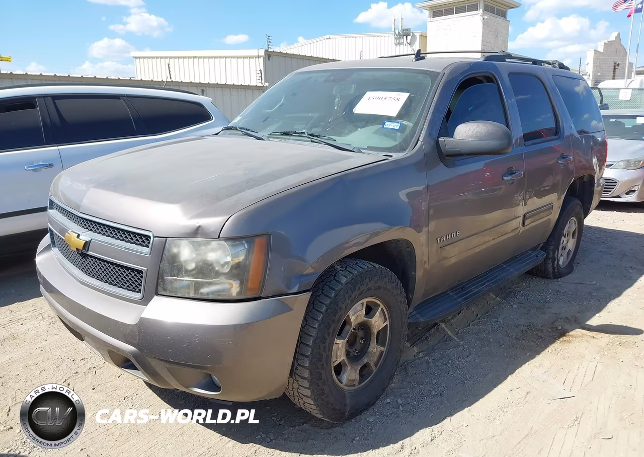2013 Chevrolet Tahoe Lt VIN:1GNSCBE03DR295480 - 2