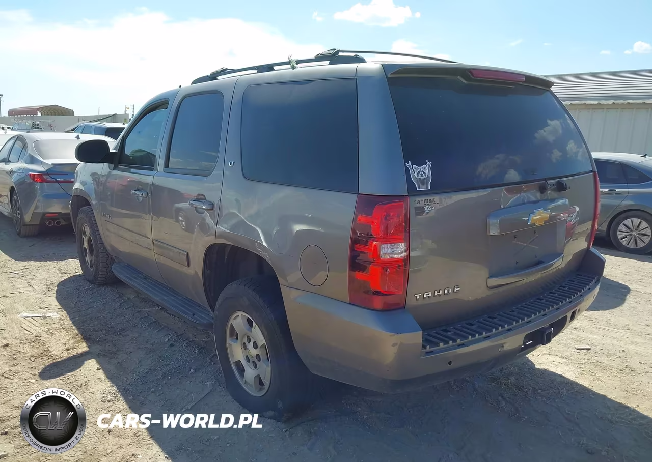 2013 Chevrolet Tahoe Lt VIN:1GNSCBE03DR295480 - 3