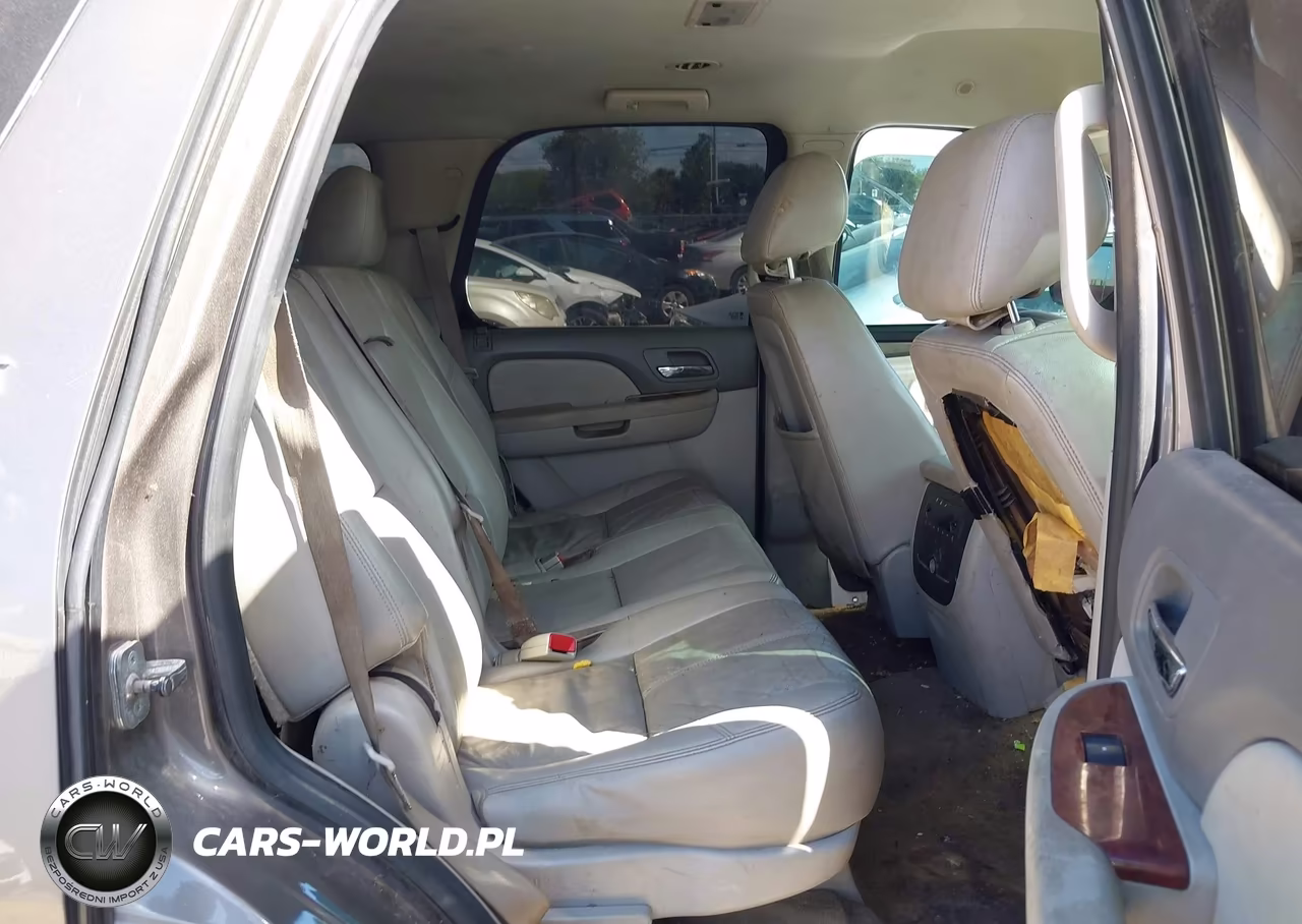 2013 Chevrolet Tahoe Lt VIN:1GNSCBE03DR295480 - 8