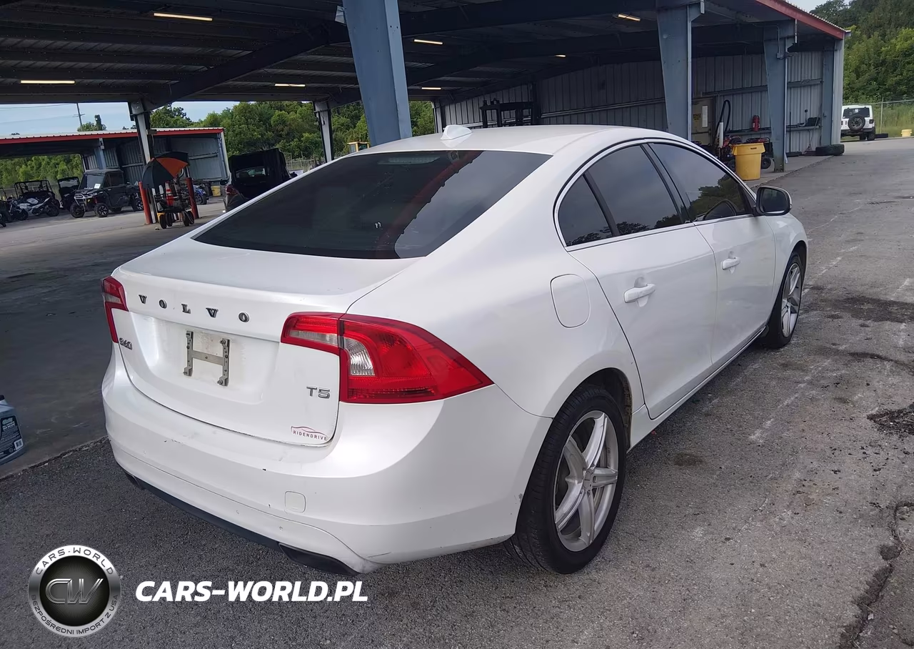 2015 Volvo S60 T5 Premier VIN:YV140MFB9F1306175 - 4