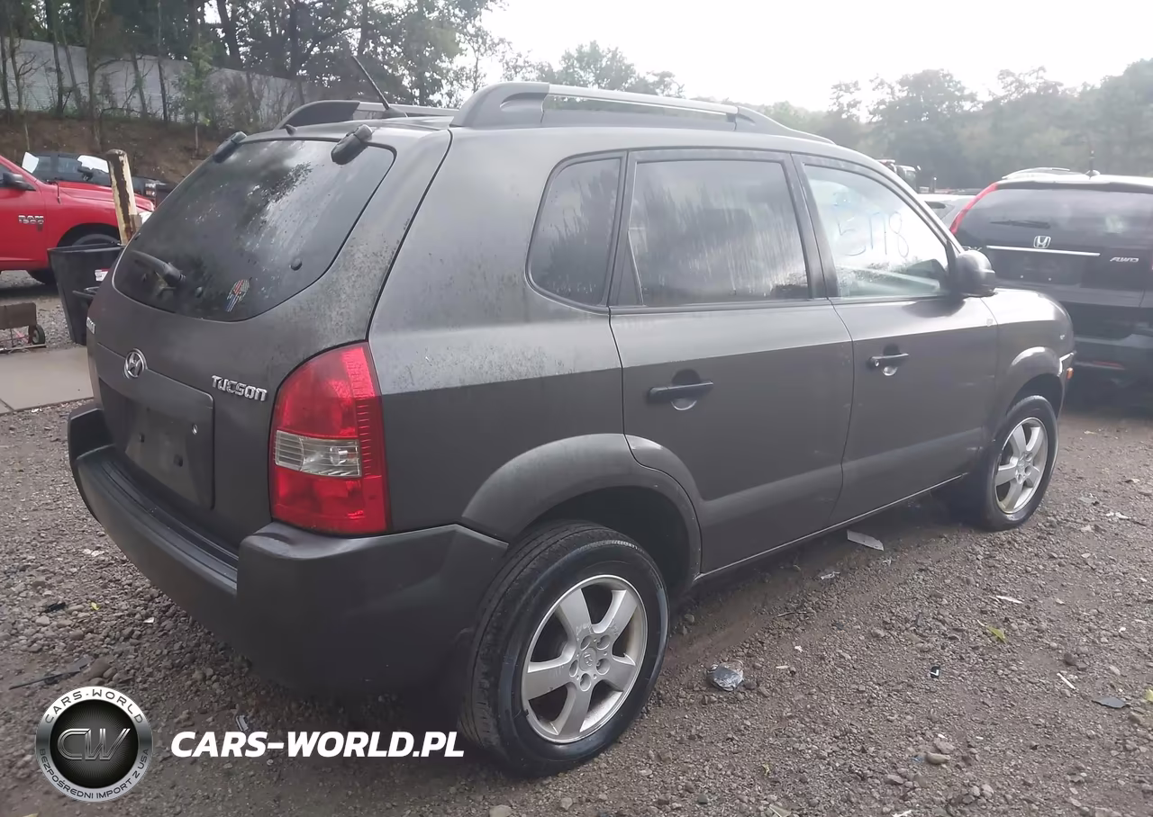 2008 Hyundai Tucson Gls VIN:KM8JM12B18U757700 - 4