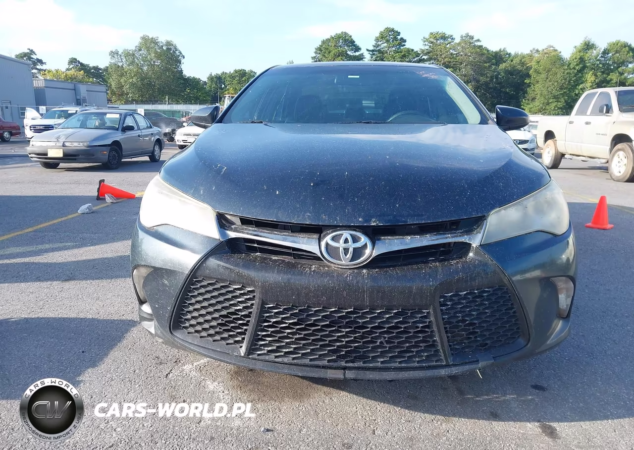 2017 Toyota Camry Se VIN:4T1BF1FK5HU379597 - 10