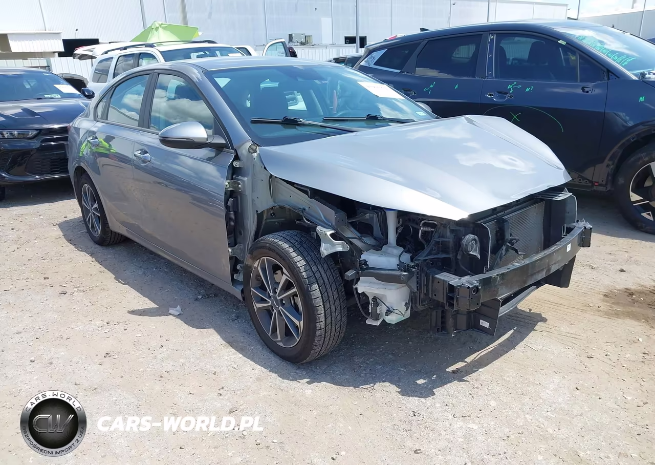 2022 Kia Forte Lxs