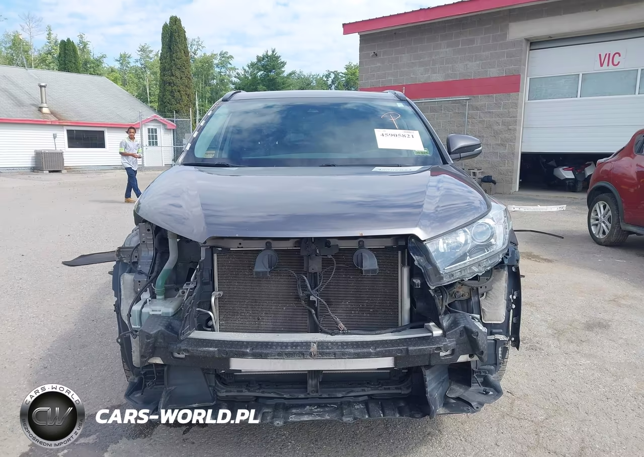 2018 Toyota Highlander Se VIN:5TDJZRFH3JS858377 - 13