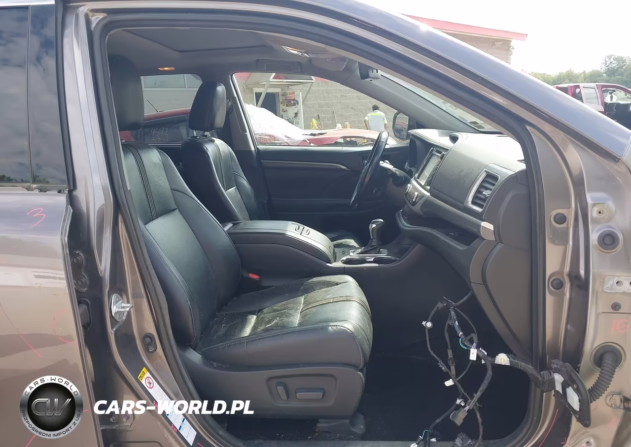 2018 Toyota Highlander Se VIN:5TDJZRFH3JS858377 - 5