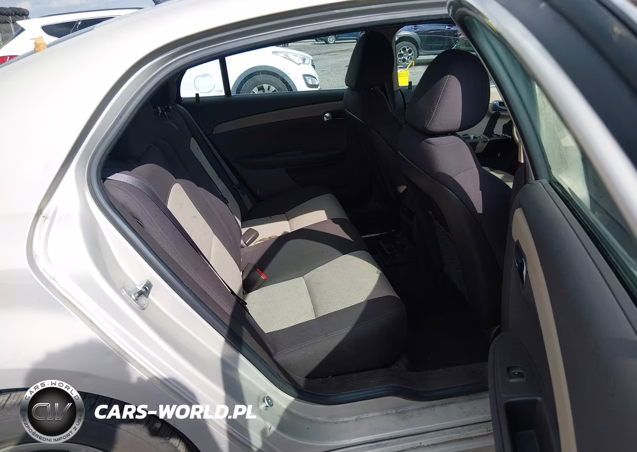 2010 Chevrolet Malibu Ls VIN:1G1ZB5EB1AF260486 - 8